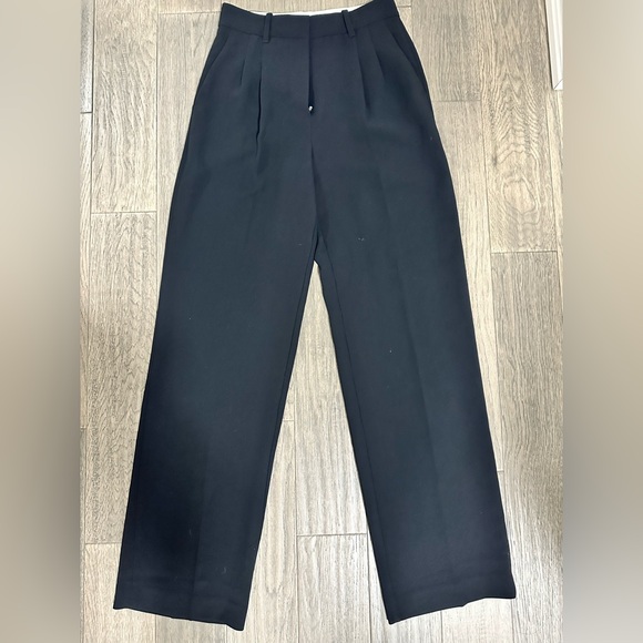 Aritzia Wilfred The Effortless Pant Tall - Crepette Black Sz 4 - Picture 5 of 7